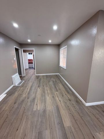 17028 Santa Fe St, Hayward, CA 94541