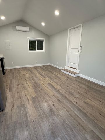 17028 Santa Fe St, Hayward, CA 94541