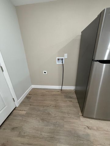 17028 Santa Fe St, Hayward, CA 94541