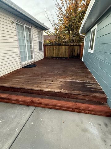 17028 Santa Fe St, Hayward, CA 94541