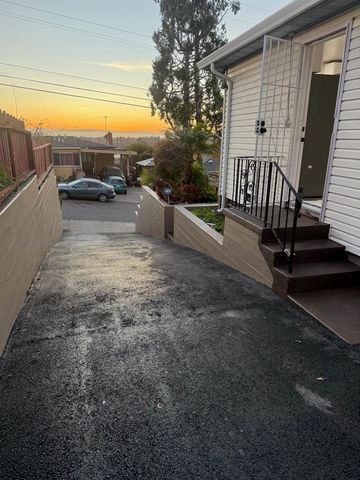 17028 Santa Fe St, Hayward, CA 94541