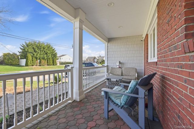 133 Thornwood Road, Massapequa Park, NY 11762