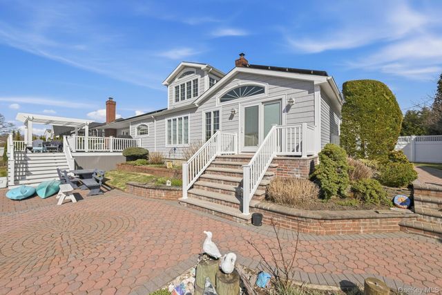 133 Thornwood Road, Massapequa Park, NY 11762