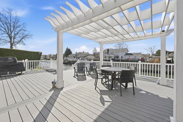 133 Thornwood Road, Massapequa Park, NY 11762