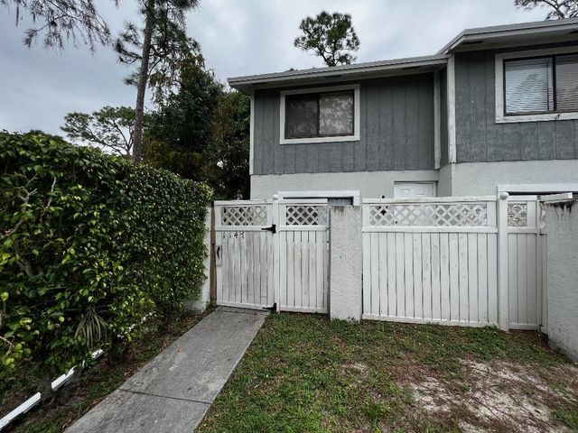 1147 Goldenrod Road, Wellington, FL 33414