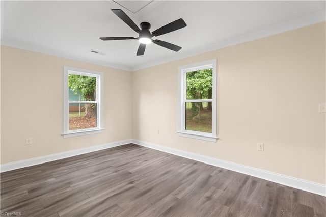 4460 Carrie Avenue, Winston-salem, NC 27105