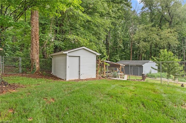 4460 Carrie Avenue, Winston-salem, NC 27105
