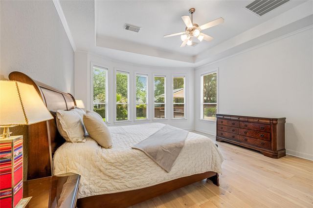 59 Nocturne Woods Place, The Woodlands, TX 77382