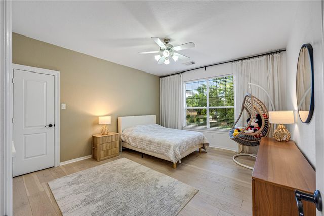 59 Nocturne Woods Place, The Woodlands, TX 77382