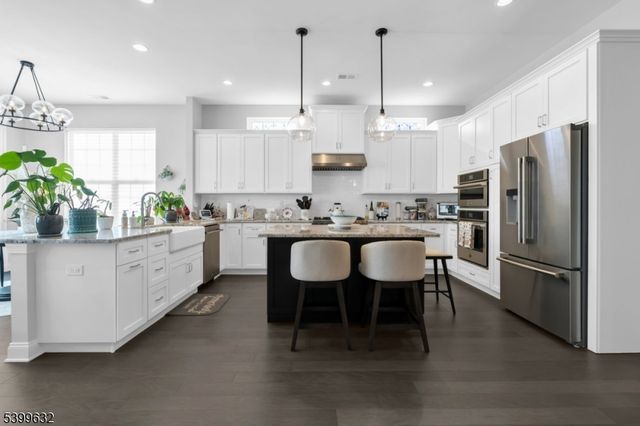 48 Drake Way, Mount Olive Twp., NJ 07836