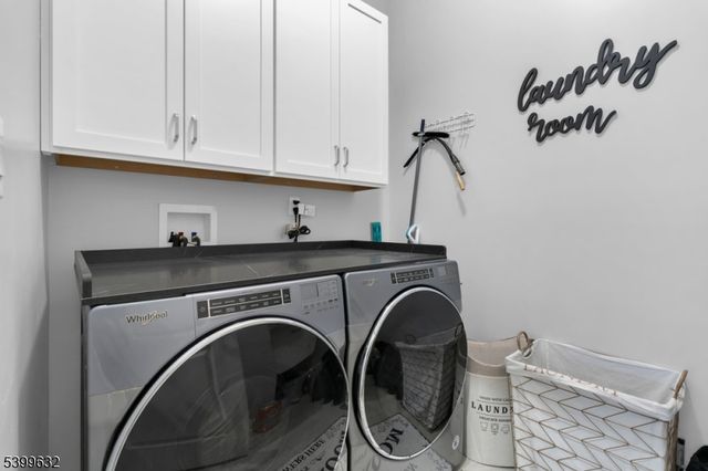 48 Drake Way, Mount Olive Twp., NJ 07836