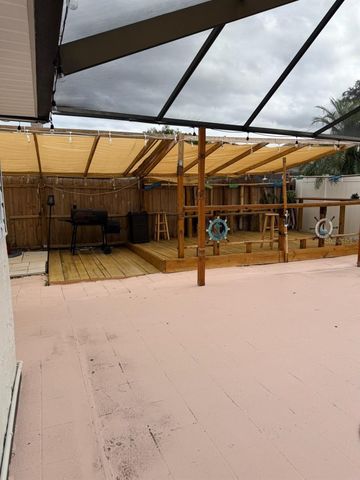 15126 NIGHTHAWK DRIVE, Tampa, FL 33625