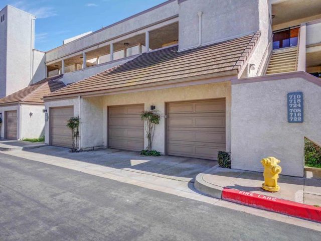 716 Island View Circle, Port Hueneme, CA 93041