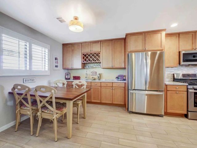 716 Island View Circle, Port Hueneme, CA 93041