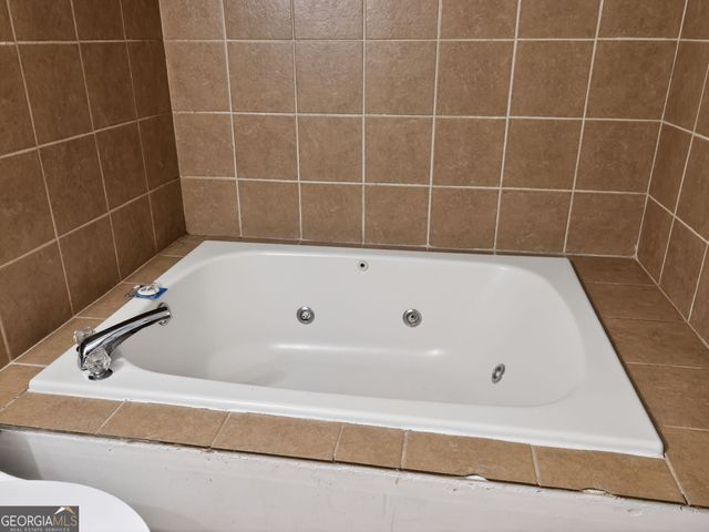 5350 Olde Street, Stone Mountain, GA 30088