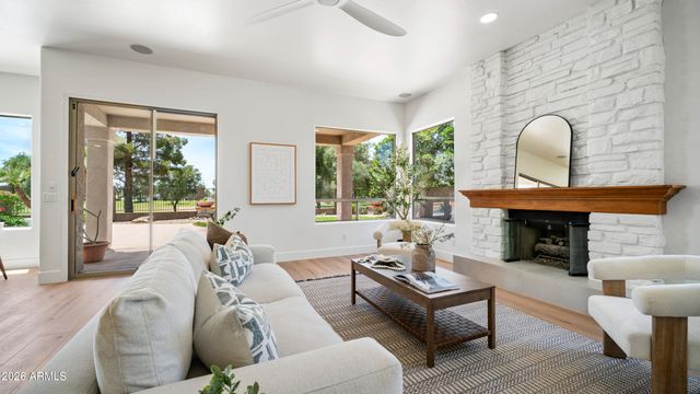 6639 E GELDING Drive, Scottsdale, AZ 85254