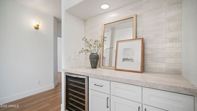 6639 E GELDING Drive, Scottsdale, AZ 85254