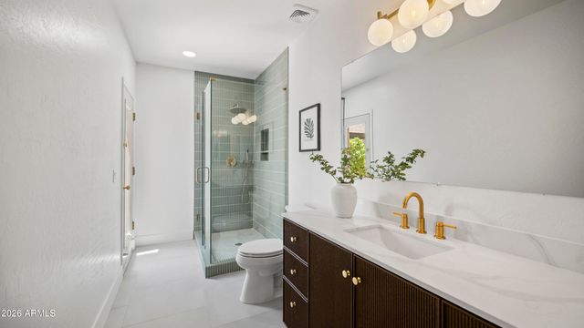 6639 E GELDING Drive, Scottsdale, AZ 85254