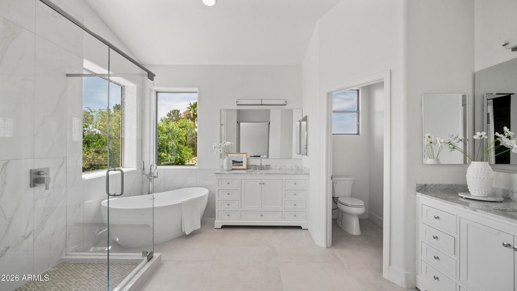 6639 E GELDING Drive, Scottsdale, AZ 85254
