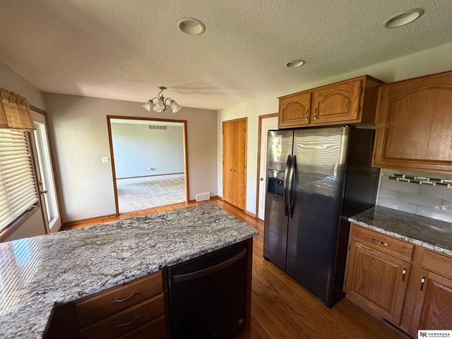 2424 E Military Avenue, Fremont, NE 68025