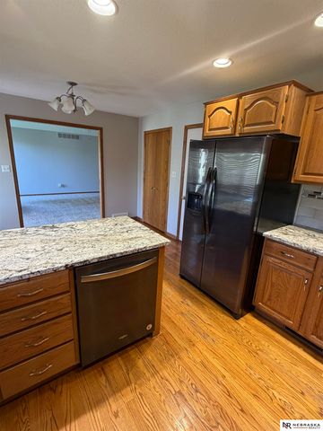 2424 E Military Avenue, Fremont, NE 68025