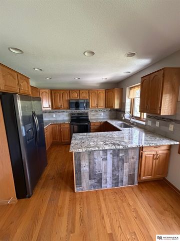 2424 E Military Avenue, Fremont, NE 68025