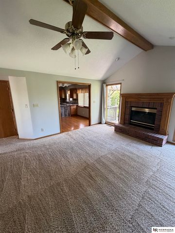 2424 E Military Avenue, Fremont, NE 68025