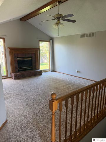 2424 E Military Avenue, Fremont, NE 68025