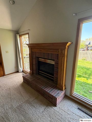 2424 E Military Avenue, Fremont, NE 68025