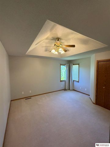 2424 E Military Avenue, Fremont, NE 68025