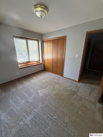 2424 E Military Avenue, Fremont, NE 68025