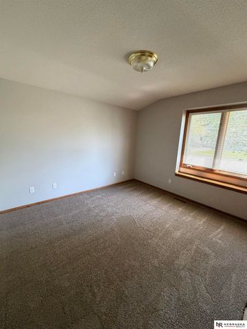 2424 E Military Avenue, Fremont, NE 68025
