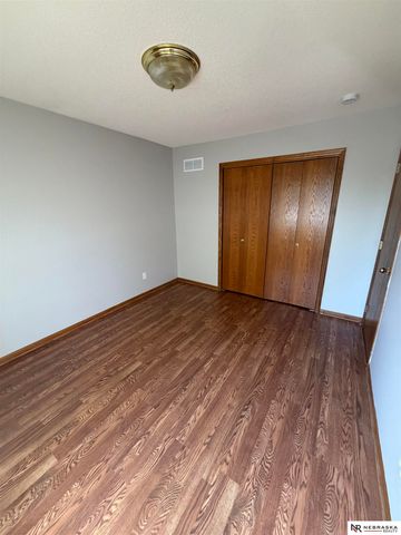 2424 E Military Avenue, Fremont, NE 68025