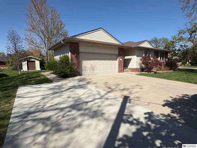2424 E Military Avenue, Fremont, NE 68025