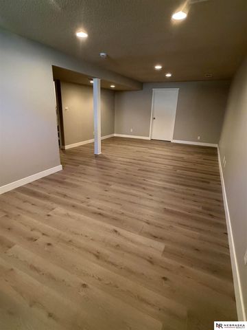 2424 E Military Avenue, Fremont, NE 68025