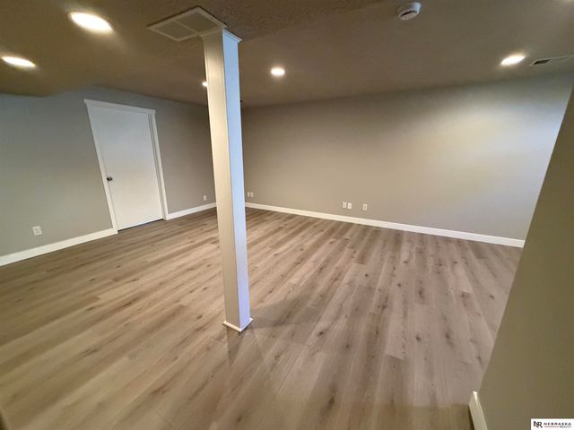 2424 E Military Avenue, Fremont, NE 68025