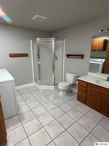 2424 E Military Avenue, Fremont, NE 68025