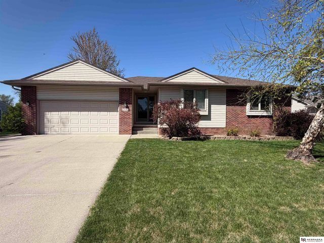2424 E Military Avenue, Fremont, NE 68025