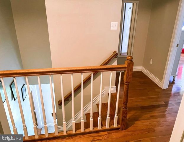 16052 SIMON KENTON RD, Haymarket, VA 20169