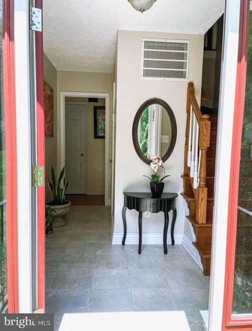 16052 SIMON KENTON RD, Haymarket, VA 20169