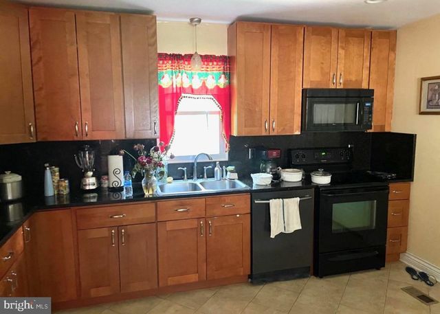 16052 SIMON KENTON RD, Haymarket, VA 20169