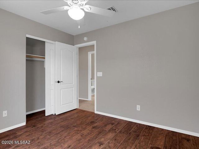 2818 W Medallion Drive, Tucson, AZ 85741