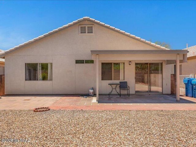 2818 W Medallion Drive, Tucson, AZ 85741