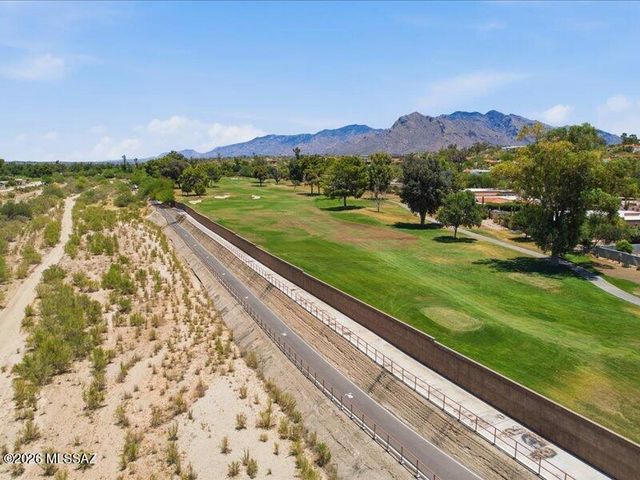 2818 W Medallion Drive, Tucson, AZ 85741