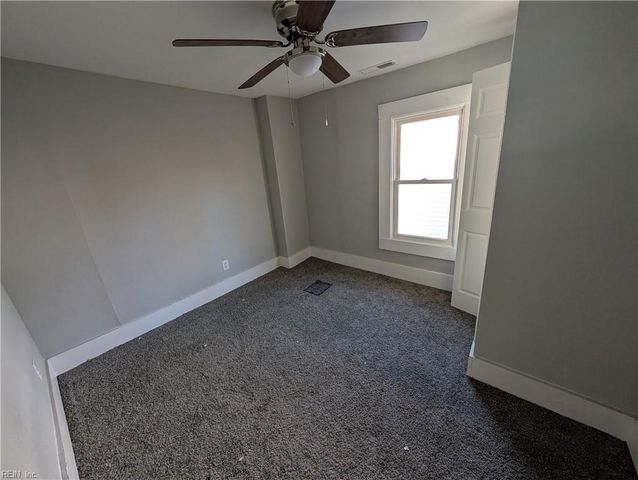 214 Knight ST, Suffolk, VA 23434