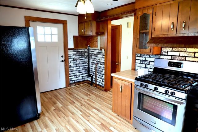 138 Middle Street, Wellington, OH 44090