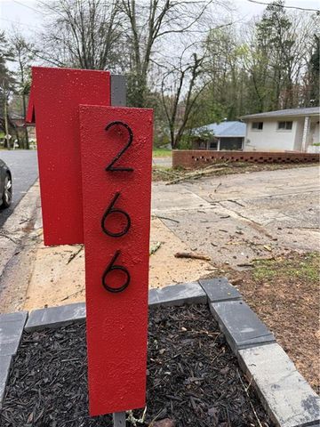266 Simon Terrace NW, Atlanta, GA 30318