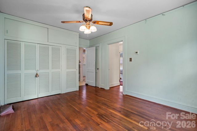 608 1st Street W, Conover, NC 28613