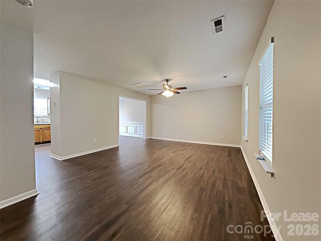 5549 Peachwood Drive, Charlotte, NC 28216