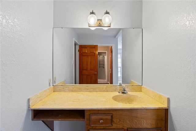 3214 Musket Ln, Corpus Christi, TX 78410